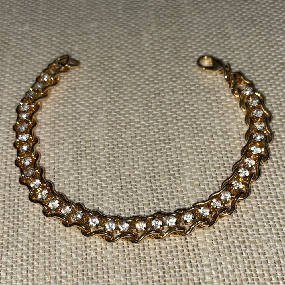 Vintage Gold sparkling rhinestone 8” chain tennis Bracelet